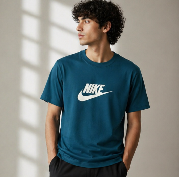 Nike Sportswear Unisex Classic Crew T-Shirt